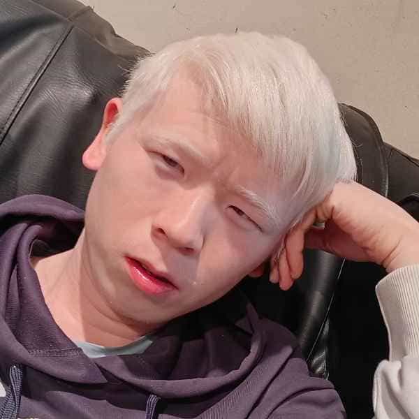 贵州31岁单身帅哥真诚找对象-定西征婚相亲网