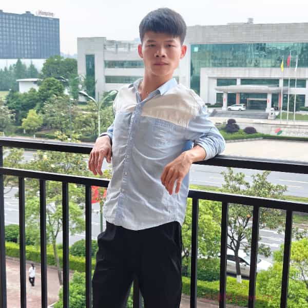湖南28岁单身帅哥真诚找对象-定西征婚相亲网